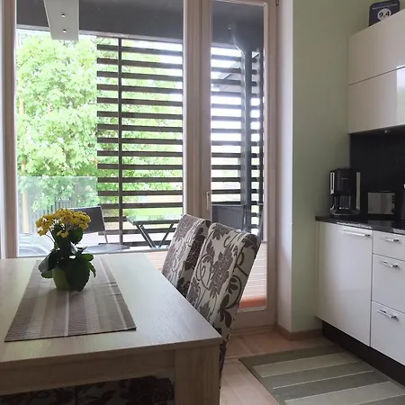 Elegant House טרטו