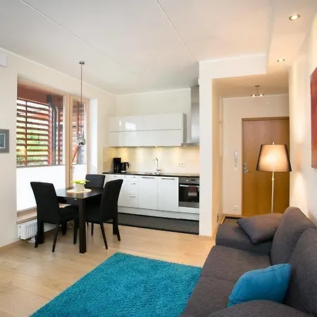 Elegant House דירה *