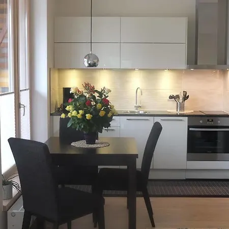 Elegant House דירה *